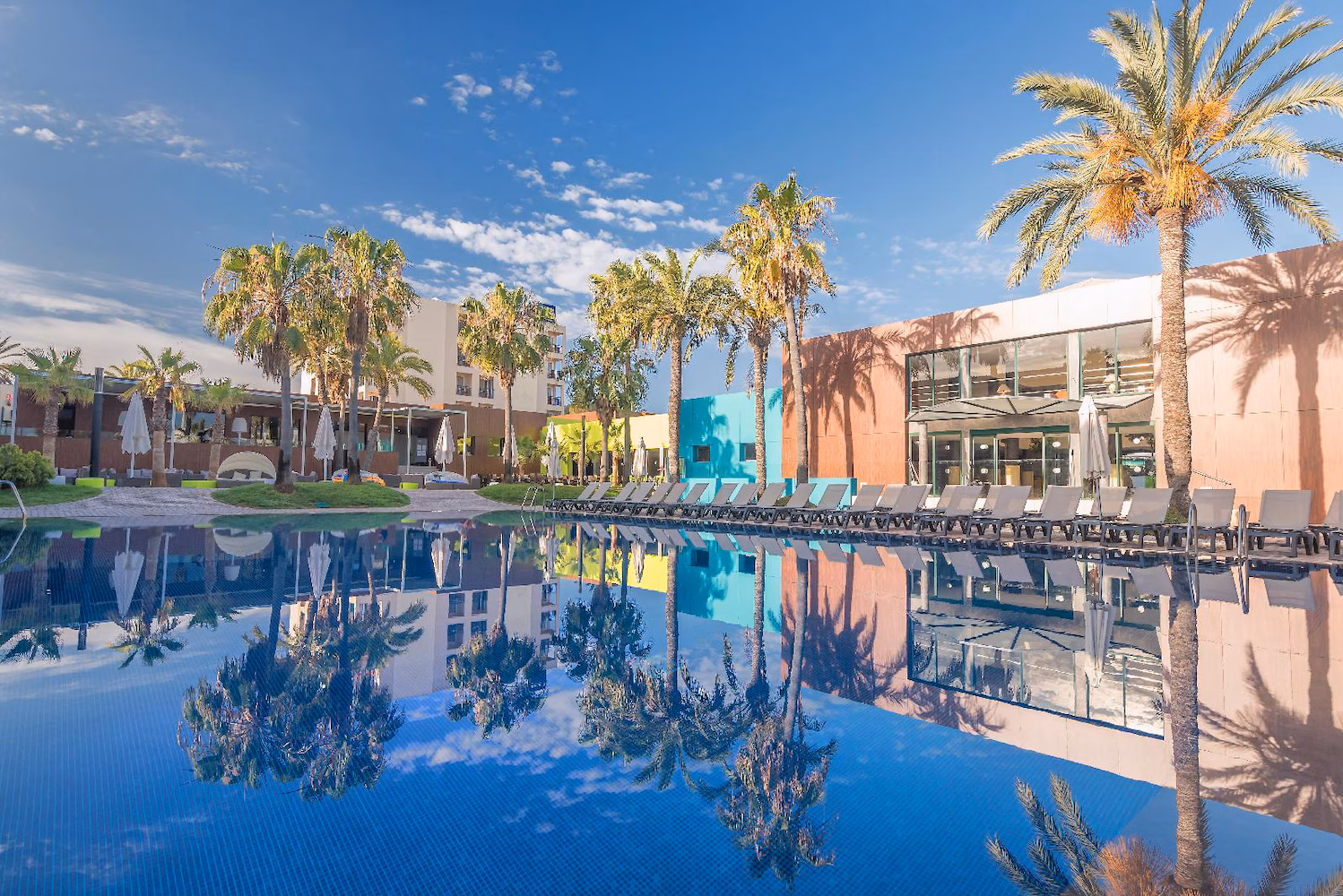 🏖️ ¡Ofertón a Ibiza! Hotel 4⭐️Todo Incluido + Vuelos