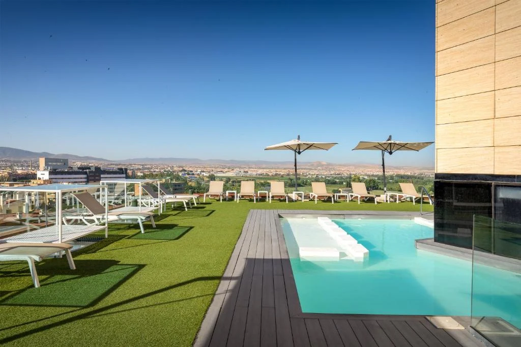 💎 Hotelazo 5* en Granada